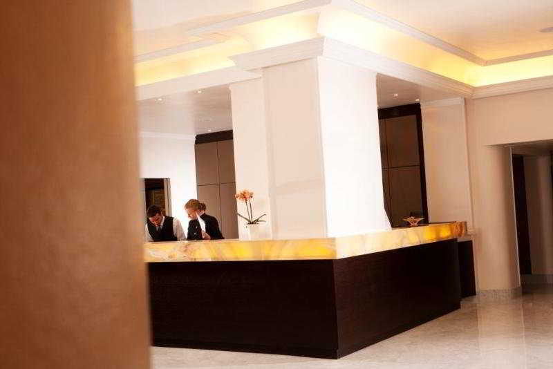 แกรนด์ โฮเต็ล สวิส มาเจสติก ออโตกราฟ คอลเลคชั่น Hotel มงเทรอซ์ ภายนอก รูปภาพ